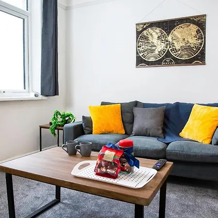 Holiday home Stylish And Spacious 3-bed House In With Free Wifi By Amazing Spaces Relocations Ltd Barrow-in-Furness